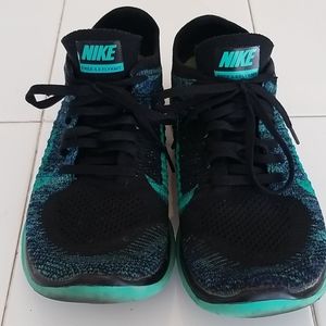 Nike Free 4.0 Flyknit